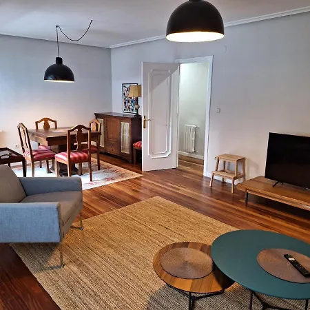 4l - Centro Con Garaje