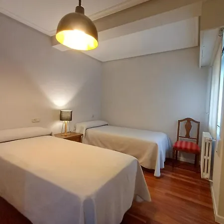 4l - Centro Con Garaje דירה